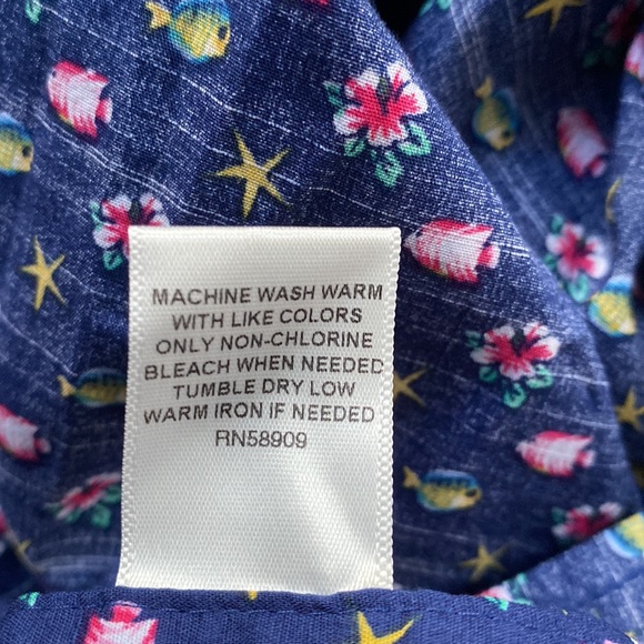 Cremieux Island Capri Collection Fish Print Long-Sleeve Woven Shirt. - Picture 7 of 11